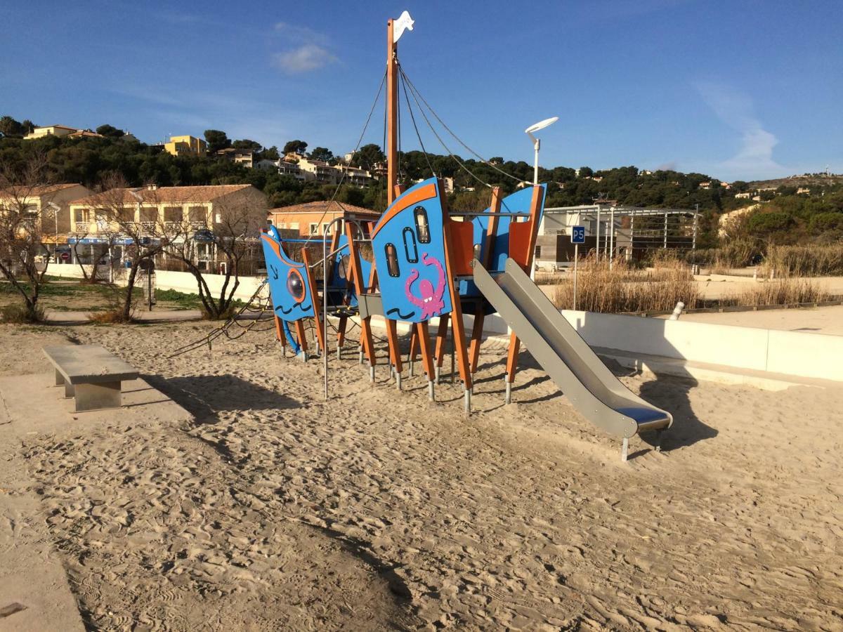 Front De Mer Les Pieds Dans L'Eau Carry-le-Rouet Exterior foto